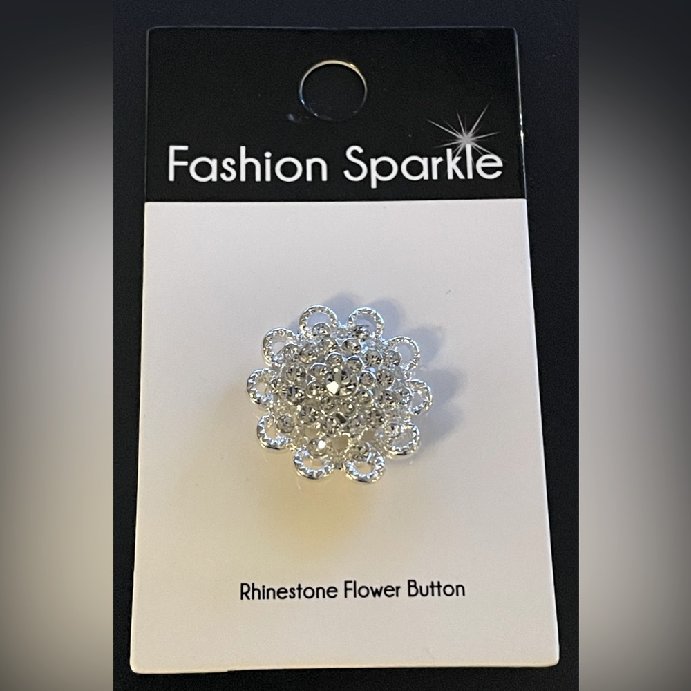 Belagio Fashion Sparkle Rhinestone Flower Buttons
